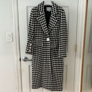 Petite Studio Black and White Houndstooth Pea Coat